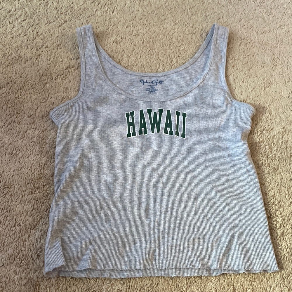 new never worn brandy melville tank